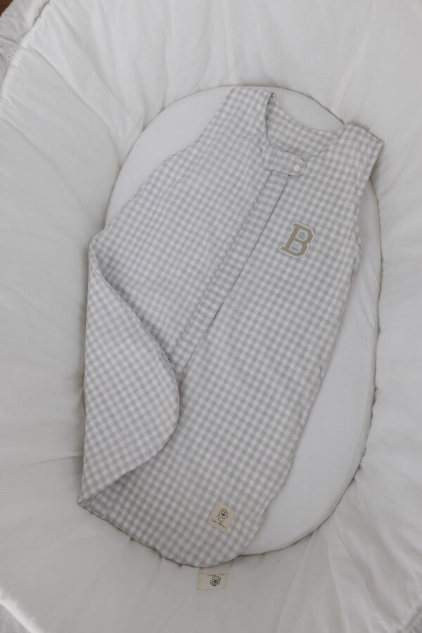 muestra - Saquito de dormir vichy gris